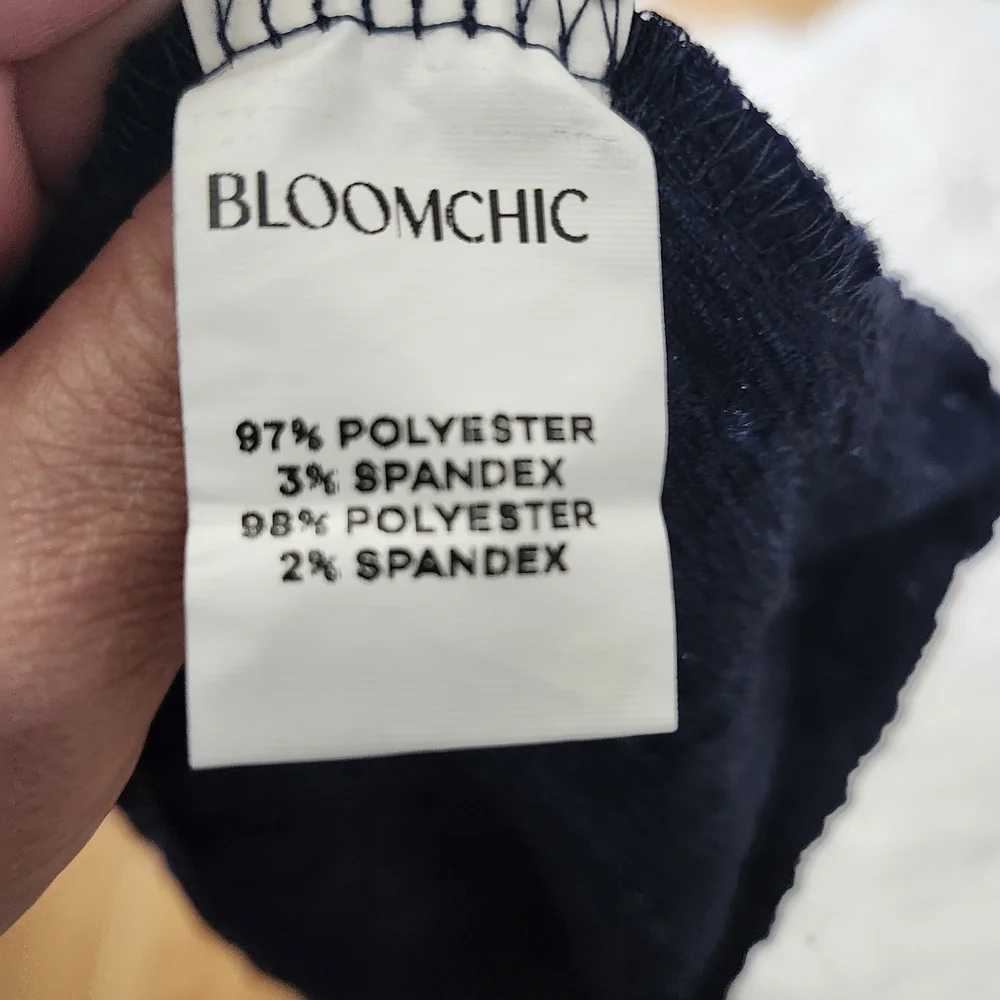 BNWT Bloomchic Navy Back Tie Bow Lace Peplum Top 14‑16 Romantic Boho - Picture 8 of 13
